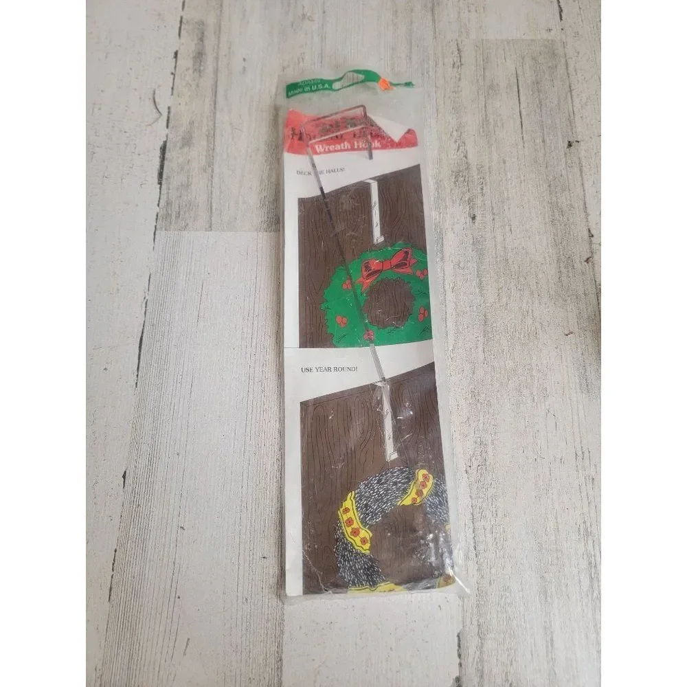Adam's wreath hook vintage 1991 Xmas accessories home decor